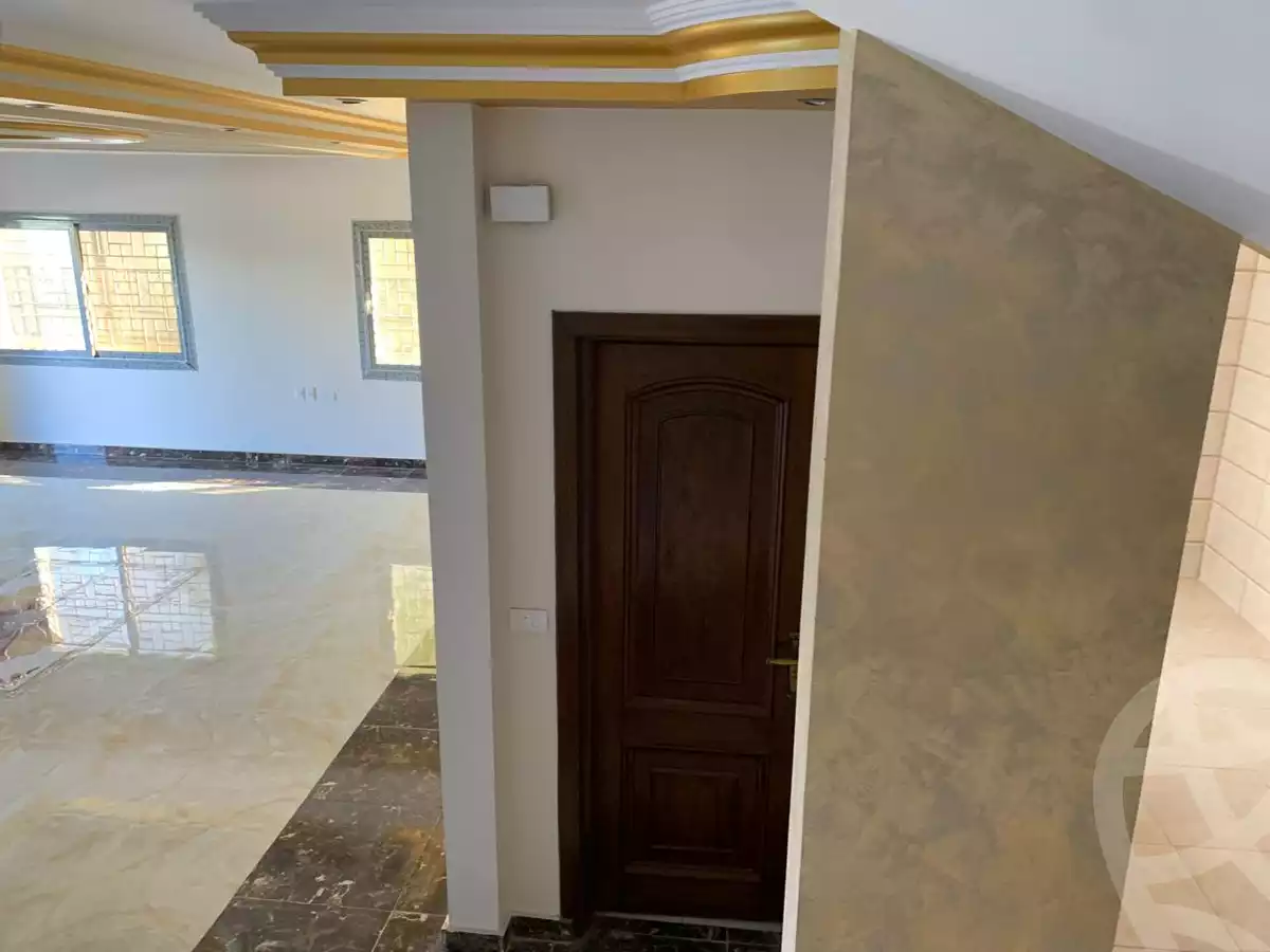 https://aqarmap.com.eg/ar/listing/6171820-for-rent-cairo-new-cairo-lrhb-city-phase-1-ahmed-rami-st