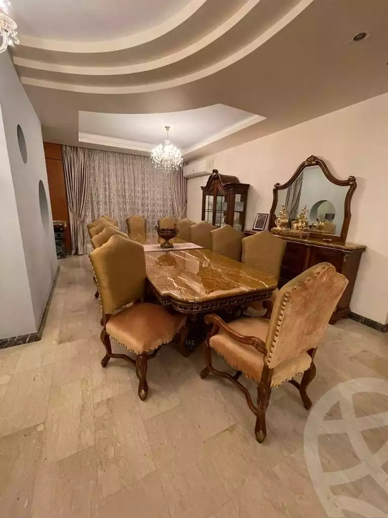 https://aqarmap.com.eg/en/listing/6171893-for-sale-cairo-new-cairo-el-ahyaa-first-neighborhood-street-2