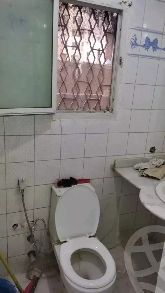 https://aqarmap.com.eg/en/listing/6172444-for-sale-alexandria-sydy-bshr-sydy-bshr-bhry-shr-khld-bn-lwlyd