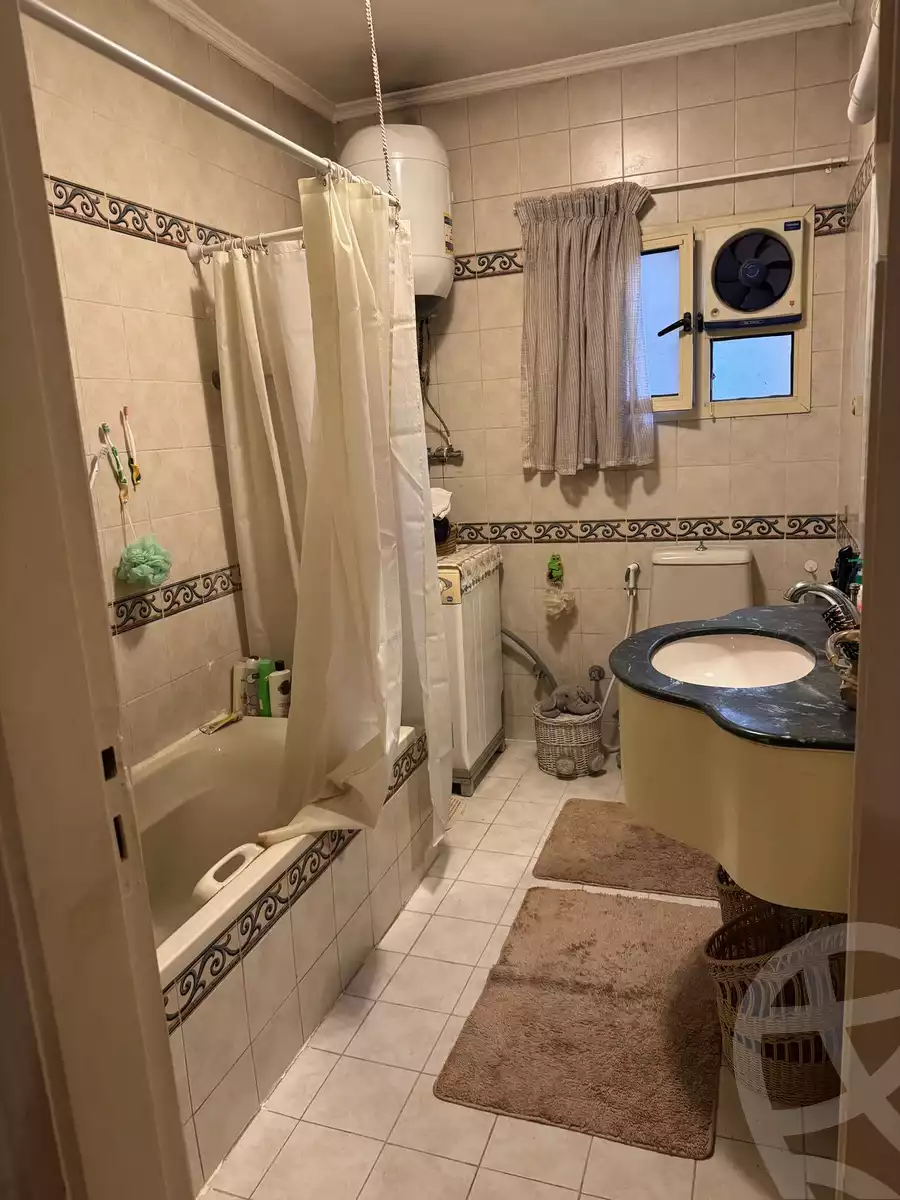 https://aqarmap.com.eg/en/listing/6172528-for-sale-cairo-el-maadi-kornish-el-maadi-brj-thmn