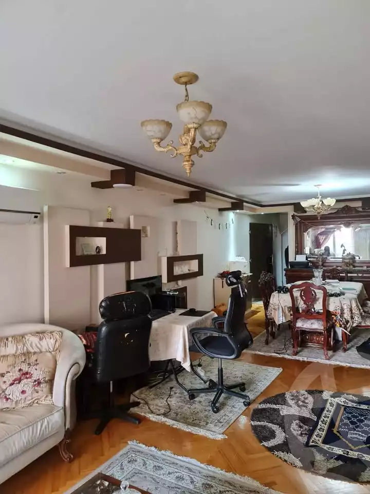 https://aqarmap.com.eg/ar/listing/6173174-for-sale-alexandria-glim-mostafa-maher-st