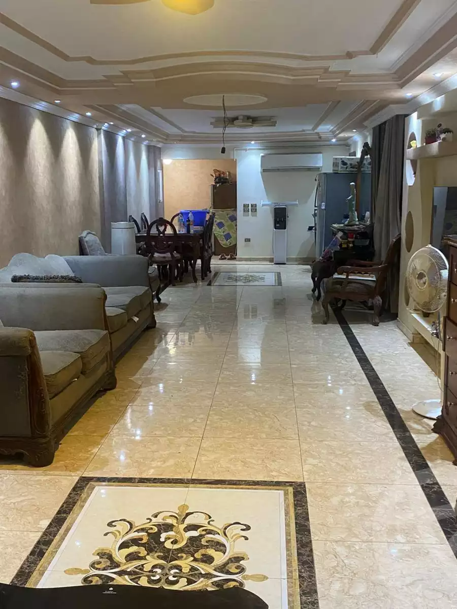 https://aqarmap.com.eg/en/listing/6176162-for-sale-cairo-shoubra-shr-shykwlny
