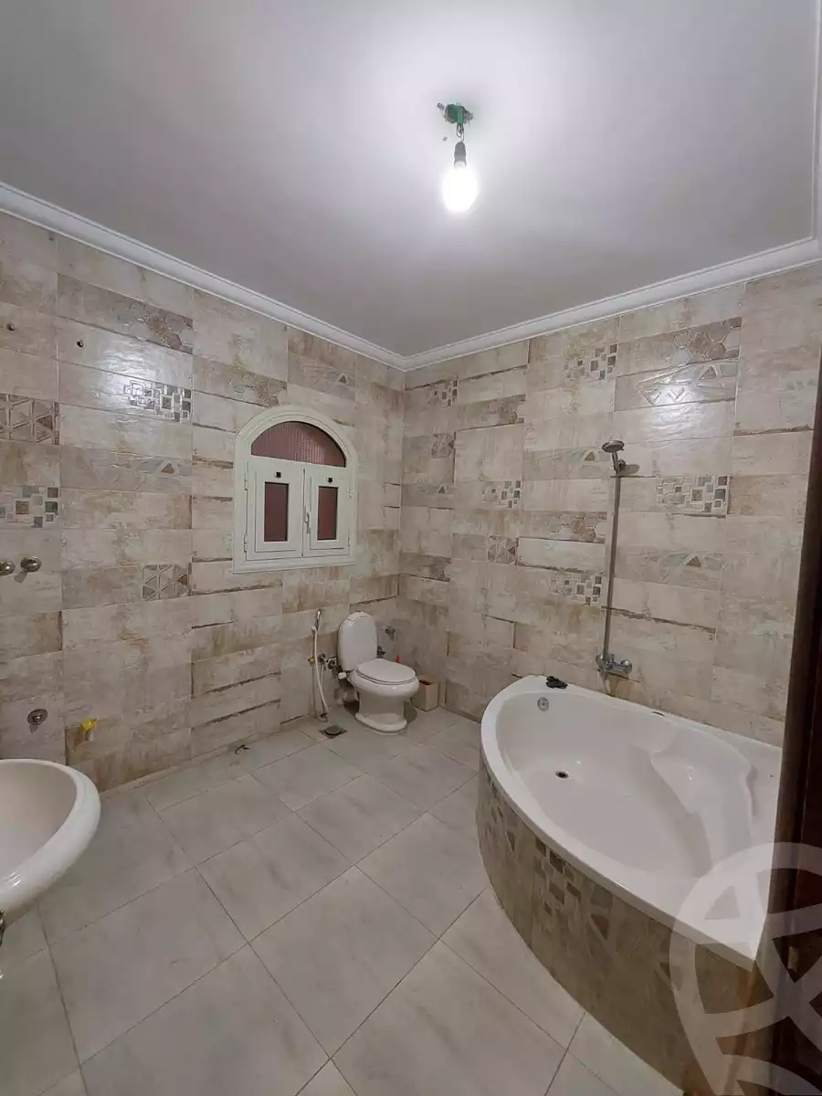 https://aqarmap.com.eg/en/listing/6177845-for-rent-cairo-new-cairo-el-yassamin-el-yasmeen-3-mohamed-rahim-st