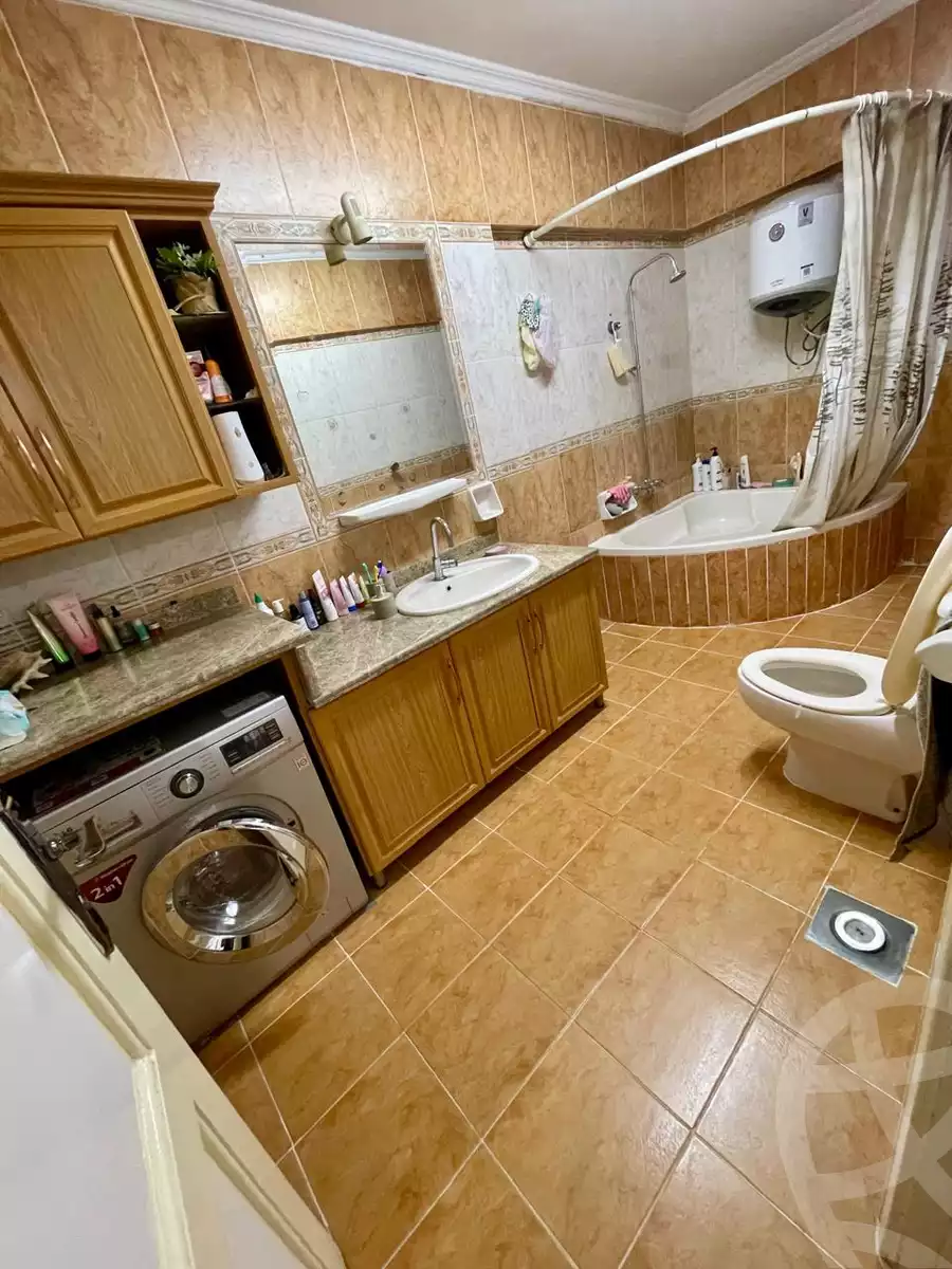 https://aqarmap.com.eg/ar/listing/6178216-for-sale-alexandria-smouha-mostafa-kamel-st