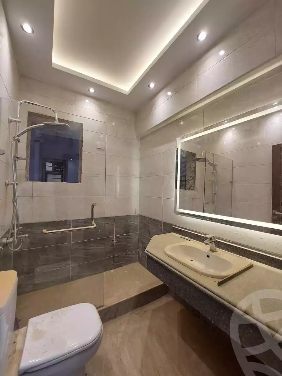 https://aqarmap.com.eg/ar/listing/6178266-for-sale-cairo-new-cairo-compounds-mwntn-fyw-y-syty-the-marq-mountain-view-icity
