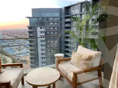 https://aqarmap.com.eg/ar/listing/6178402-for-sale-cairo-el-sheikh-zayed-city-compounds-zyd-wr-llttwyr