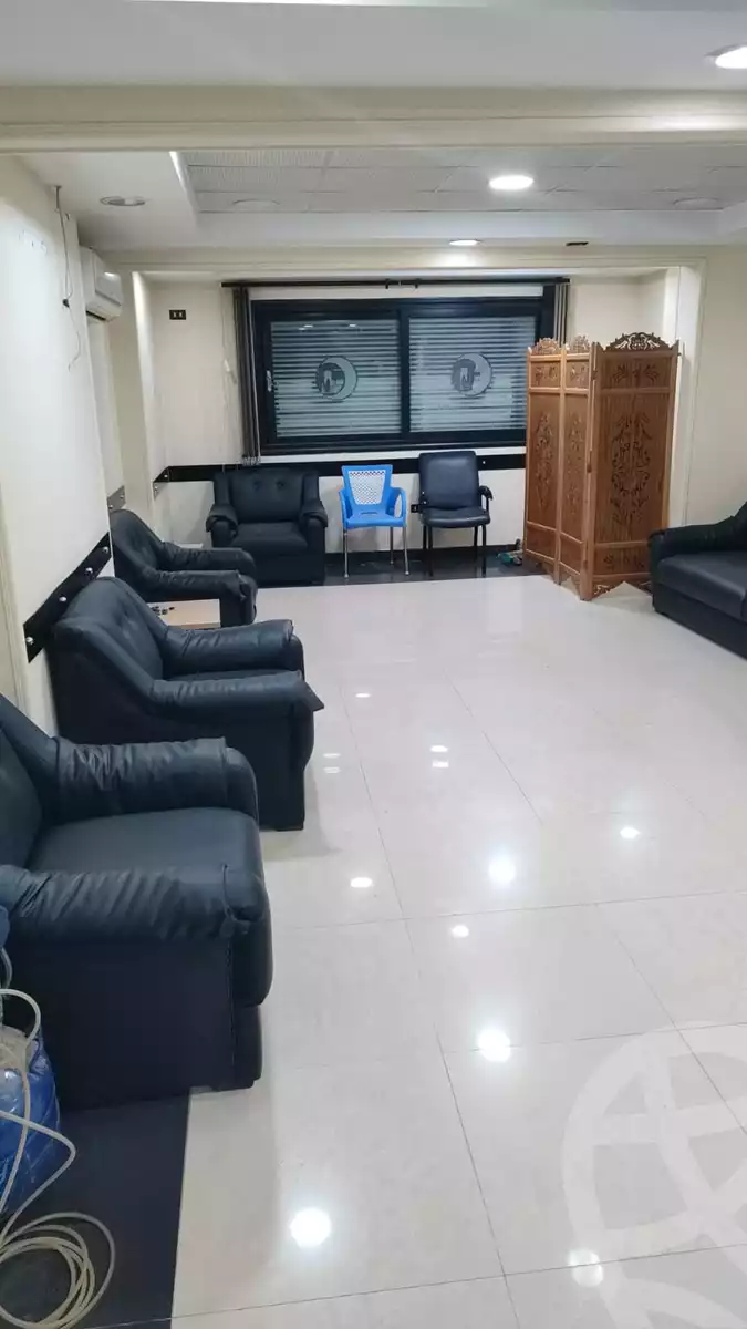 https://aqarmap.com.eg/ar/listing/6178836-for-sale-cairo-el-maadi-el-maadi-el-gededa-el-lasilki