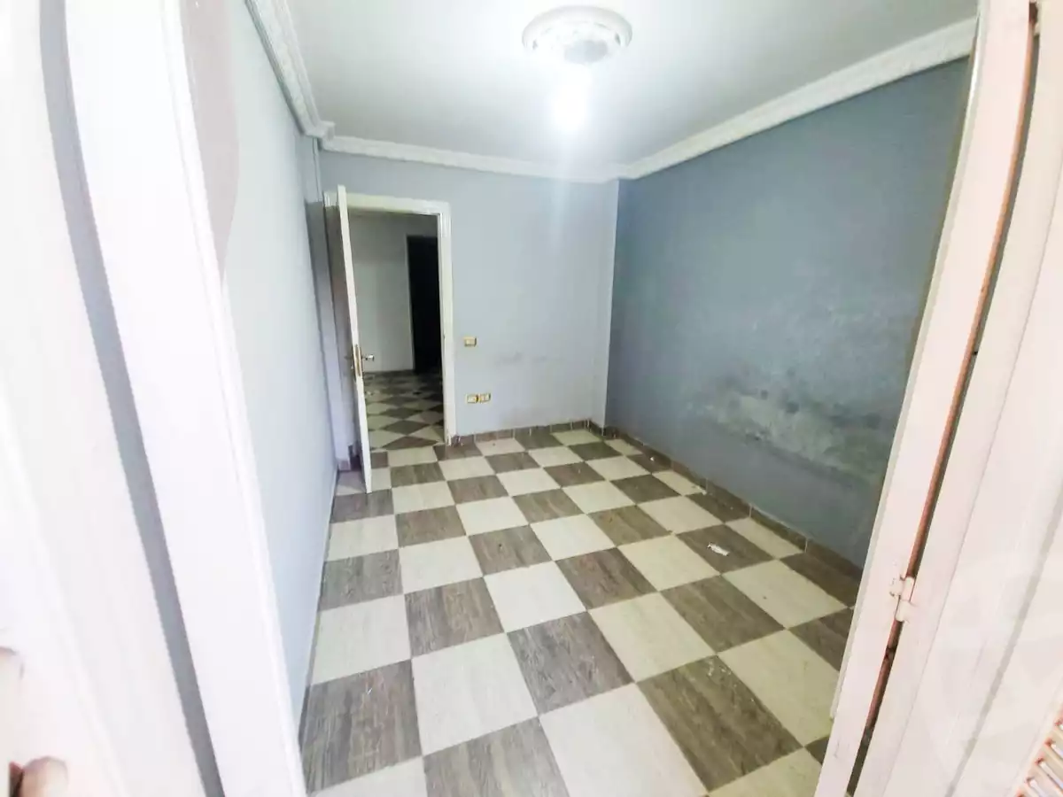 https://aqarmap.com.eg/ar/listing/6178967-for-rent-cairo-shoubra