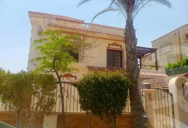 https://aqarmap.com.eg/en/listing/6179150-for-sale-cairo-el-shorouk-compounds-louloua-el-shorouk