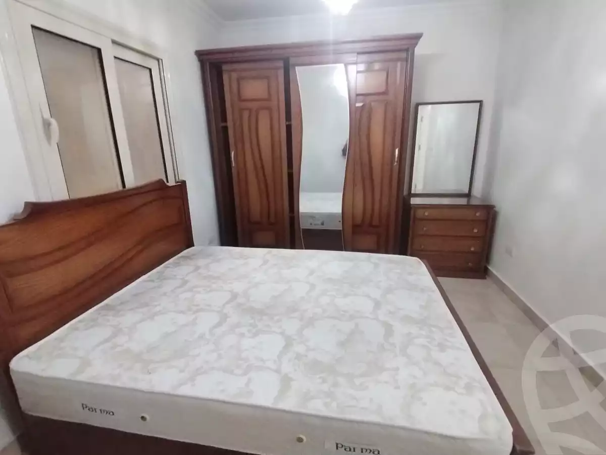 https://aqarmap.com.eg/ar/listing/6179257-for-sale-alexandria-roshdy-shr-hmd-shwqy