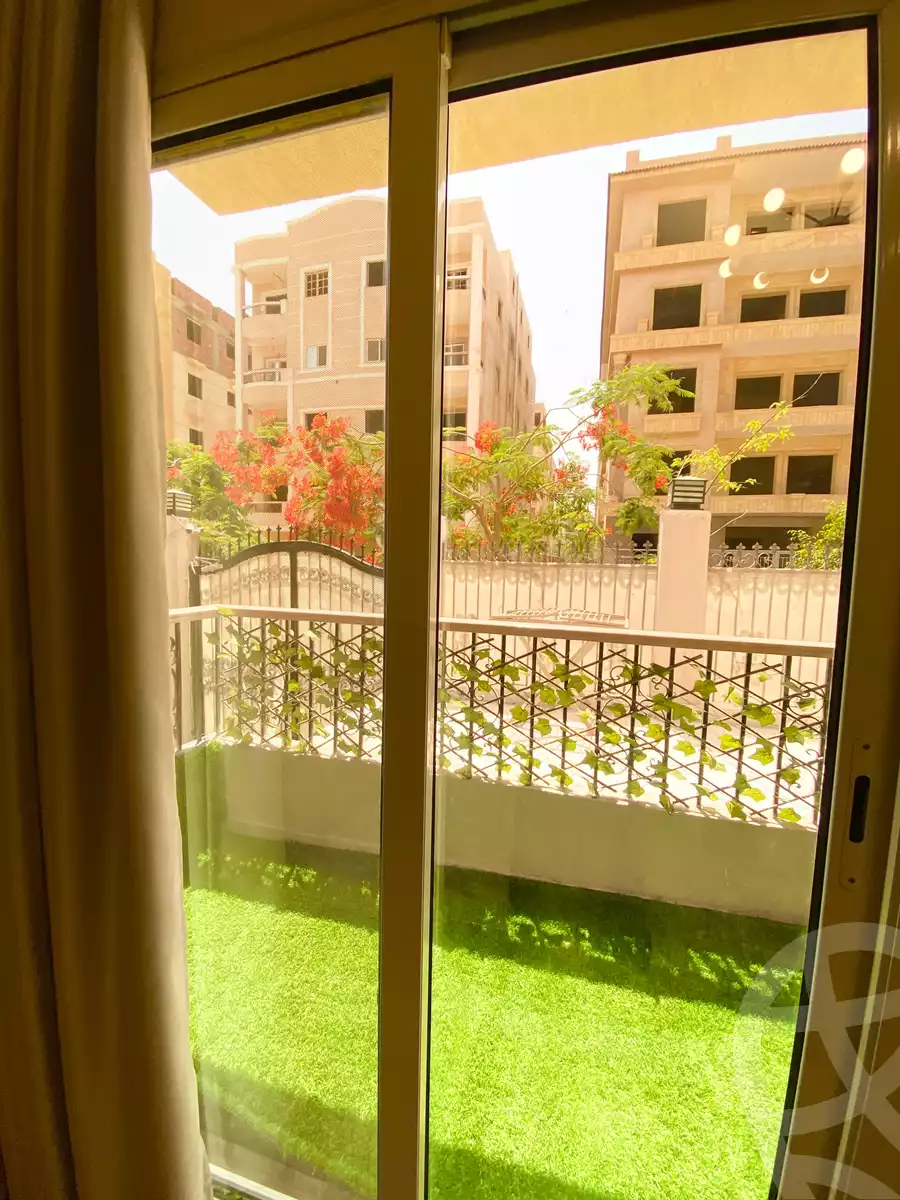 https://aqarmap.com.eg/en/listing/5981704-for-rent-cairo-new-cairo-compounds-el-mostashareen-compound