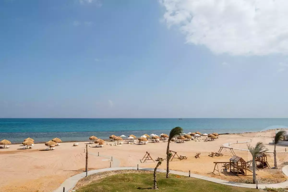 https://aqarmap.com.eg/ar/listing/6180565-for-sale-ain-elsokhna-resorts-mntj-bwhw