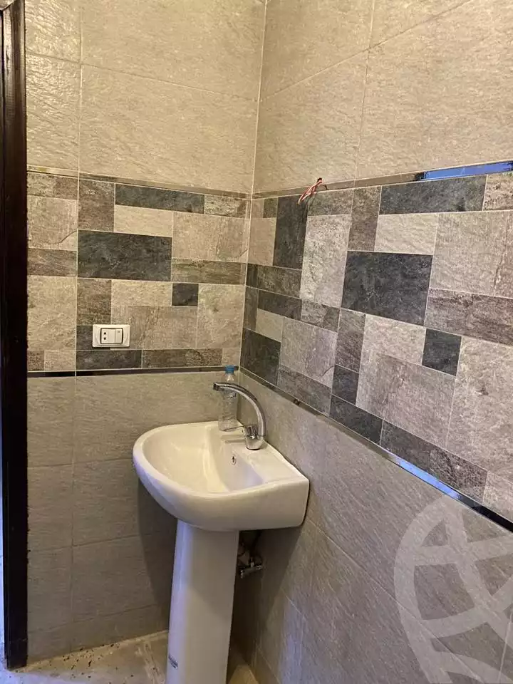 https://aqarmap.com.eg/ar/listing/6181985-for-sale-cairo-ain-shams-mnshy-lthryr