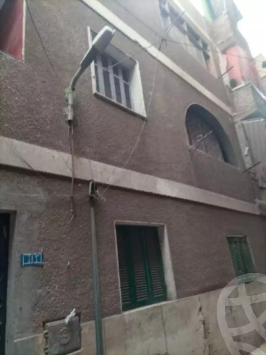 https://aqarmap.com.eg/ar/listing/6182172-for-sale-cairo-ain-shams-ain-shams-el-sharkia-el-zahraa-st