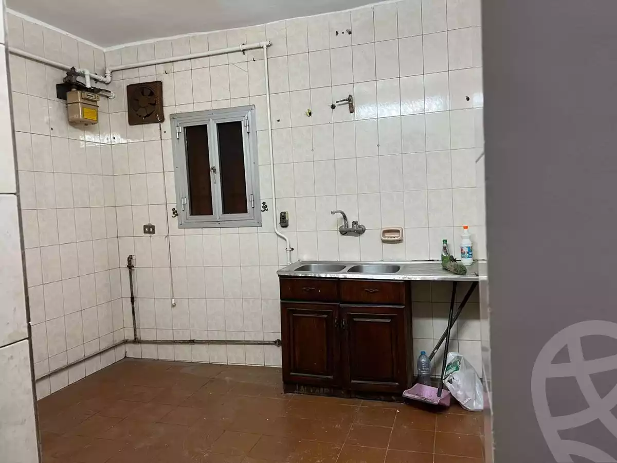 https://aqarmap.com.eg/ar/listing/6182458-for-rent-cairo-downtown-el-qasr-el-ayni