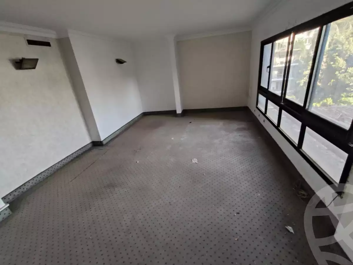 https://aqarmap.com.eg/ar/listing/6182556-for-rent-cairo-downtown-el-qasr-el-ayni