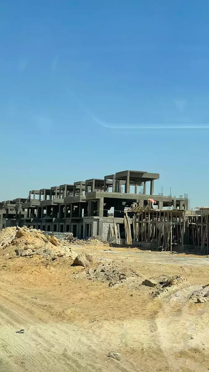 https://aqarmap.com.eg/ar/listing/6183200-for-sale-cairo-el-sheikh-zayed-city-lshykh-zyd-ljdyd-v-levels-compound-dunes