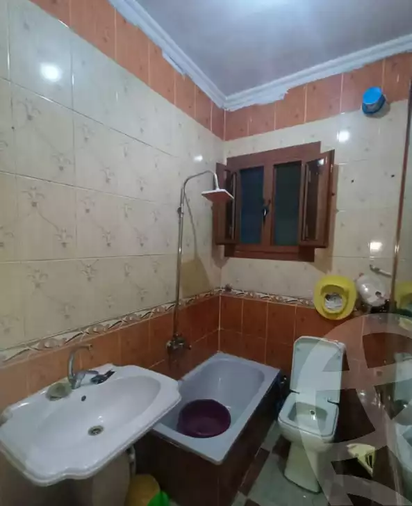 https://aqarmap.com.eg/en/listing/6184378-for-sale-qalyubia-shubra-el-khaima-shubra-el-khaima-city-teraat-el-shabouri-st