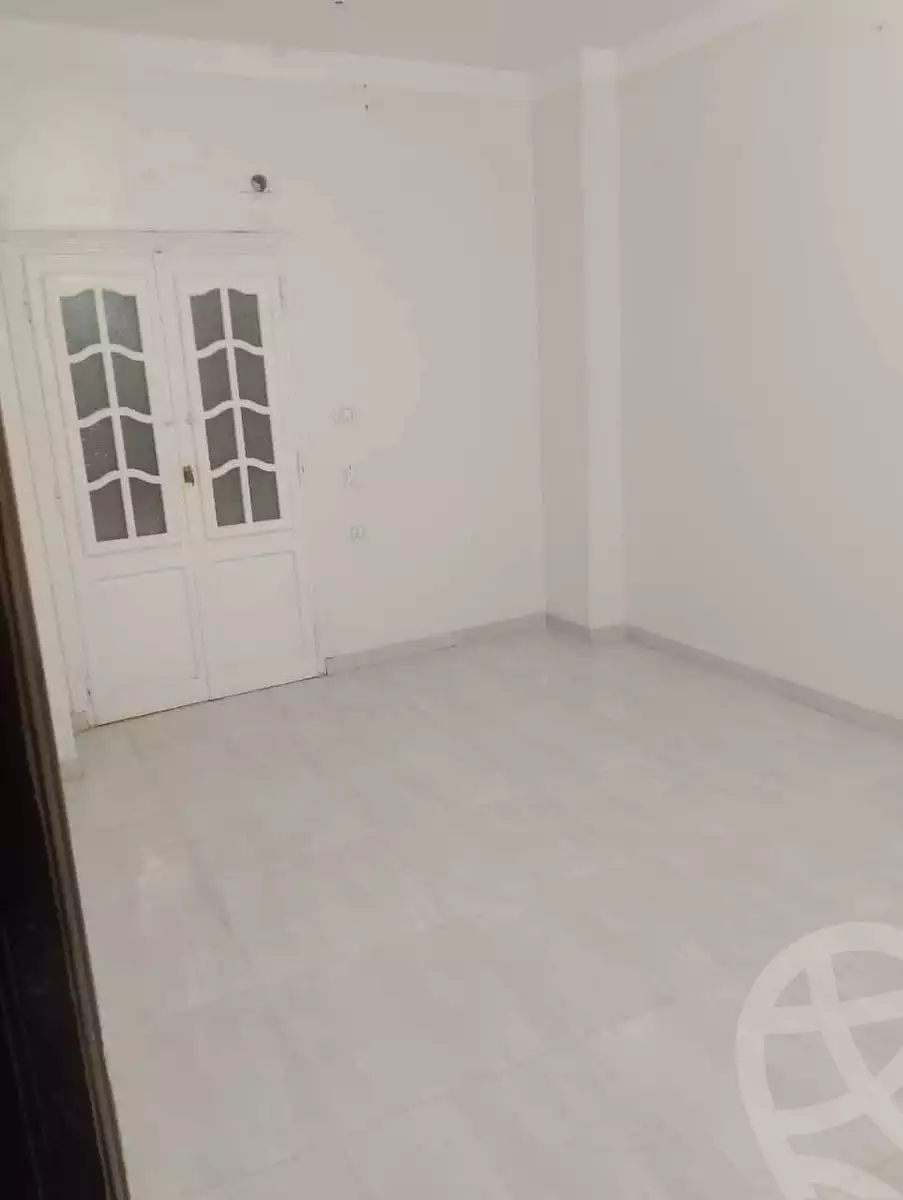 https://aqarmap.com.eg/ar/listing/6185705-for-rent-sharqia-zagazig-zagazig-city-el-eshreen-st