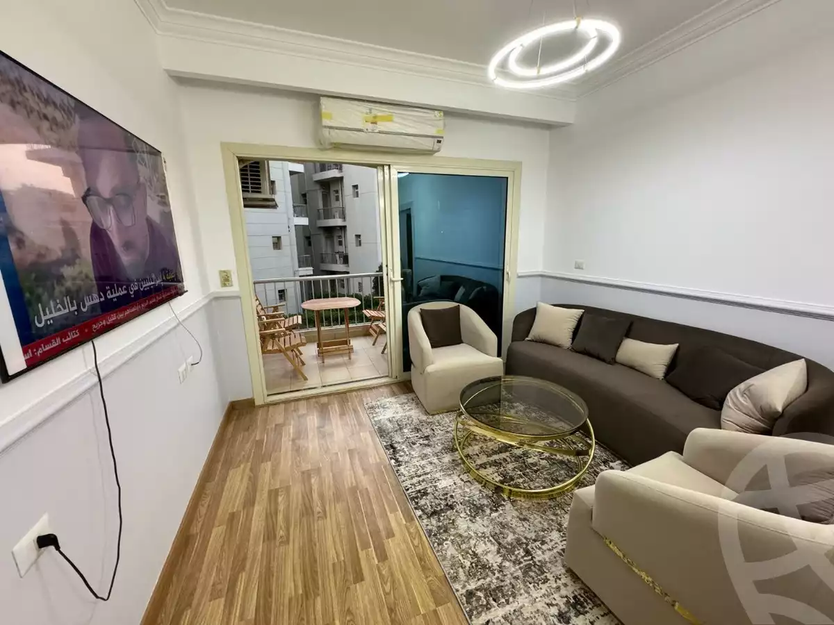 https://aqarmap.com.eg/en/listing/6186995-for-rent-cairo-el-sheikh-zayed-city-compounds-dh-drys