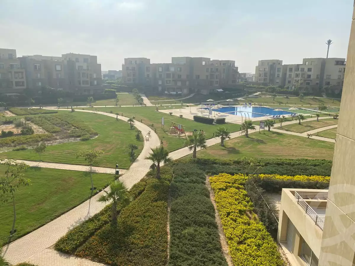 https://aqarmap.com.eg/ar/listing/6187130-for-sale-cairo-6th-of-october-compounds-palm-parks