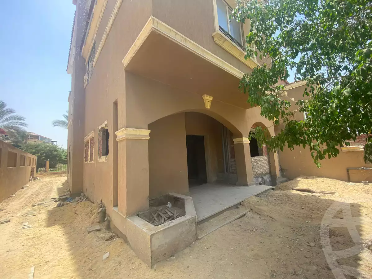 https://aqarmap.com.eg/ar/listing/6187211-for-sale-cairo-new-cairo-compounds-les-rois