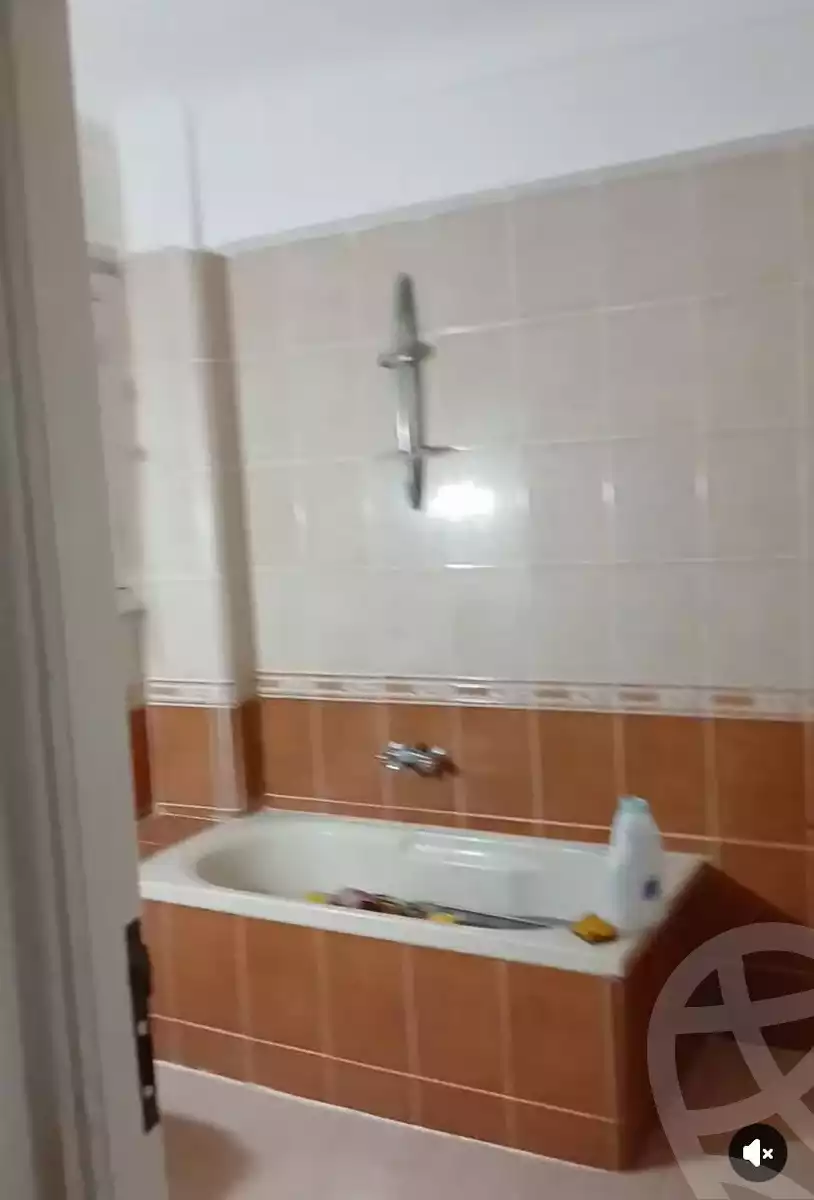 https://aqarmap.com.eg/en/listing/6187841-for-sale-alexandria-l-jmy-el-hanouvel-el-salam-st