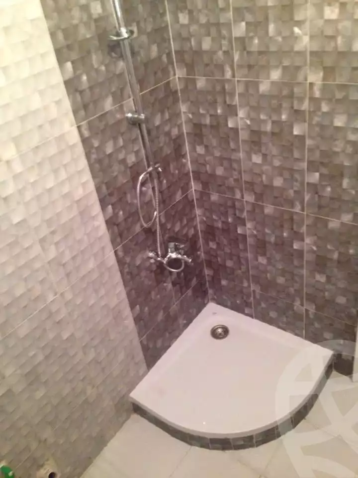 https://aqarmap.com.eg/ar/listing/5960382-for-sale-cairo-6th-of-october-hadaeq-october-el-fardoos-city-al-fardoos-st