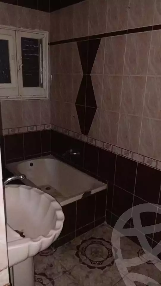 https://aqarmap.com.eg/ar/listing/6188711-for-sale-alexandria-alhadara-new-el-hadra