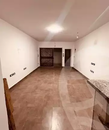 https://aqarmap.com.eg/ar/listing/6190250-for-rent-alexandria-lauran-shaarawy-st