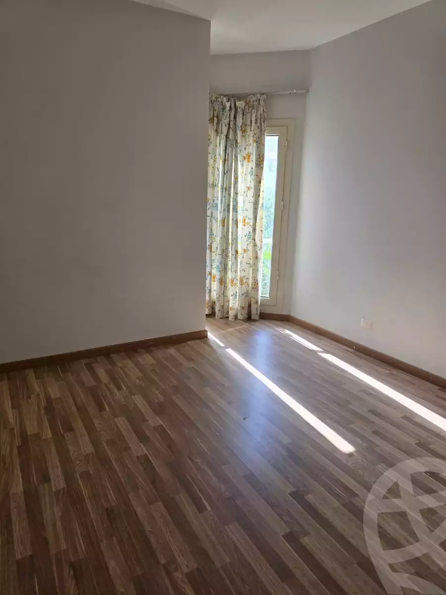 https://aqarmap.com.eg/ar/listing/6190445-for-rent-cairo-el-sheikh-zayed-city-compounds-dh-drys