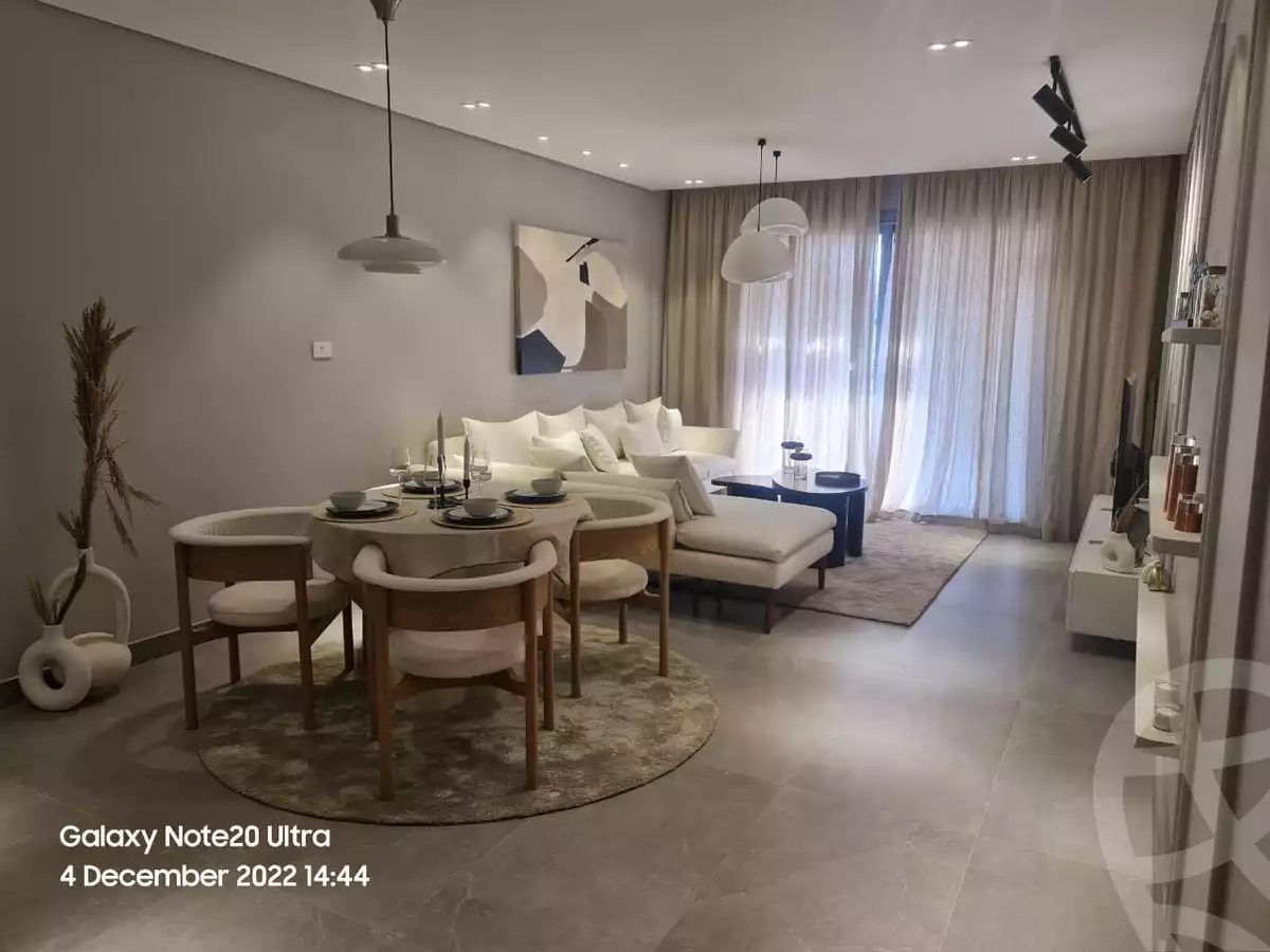 https://aqarmap.com.eg/ar/listing/6190465-for-sale-cairo-el-sheikh-zayed-city-compounds-kmbwnd-fyldj-wyst-dr-llttwyr