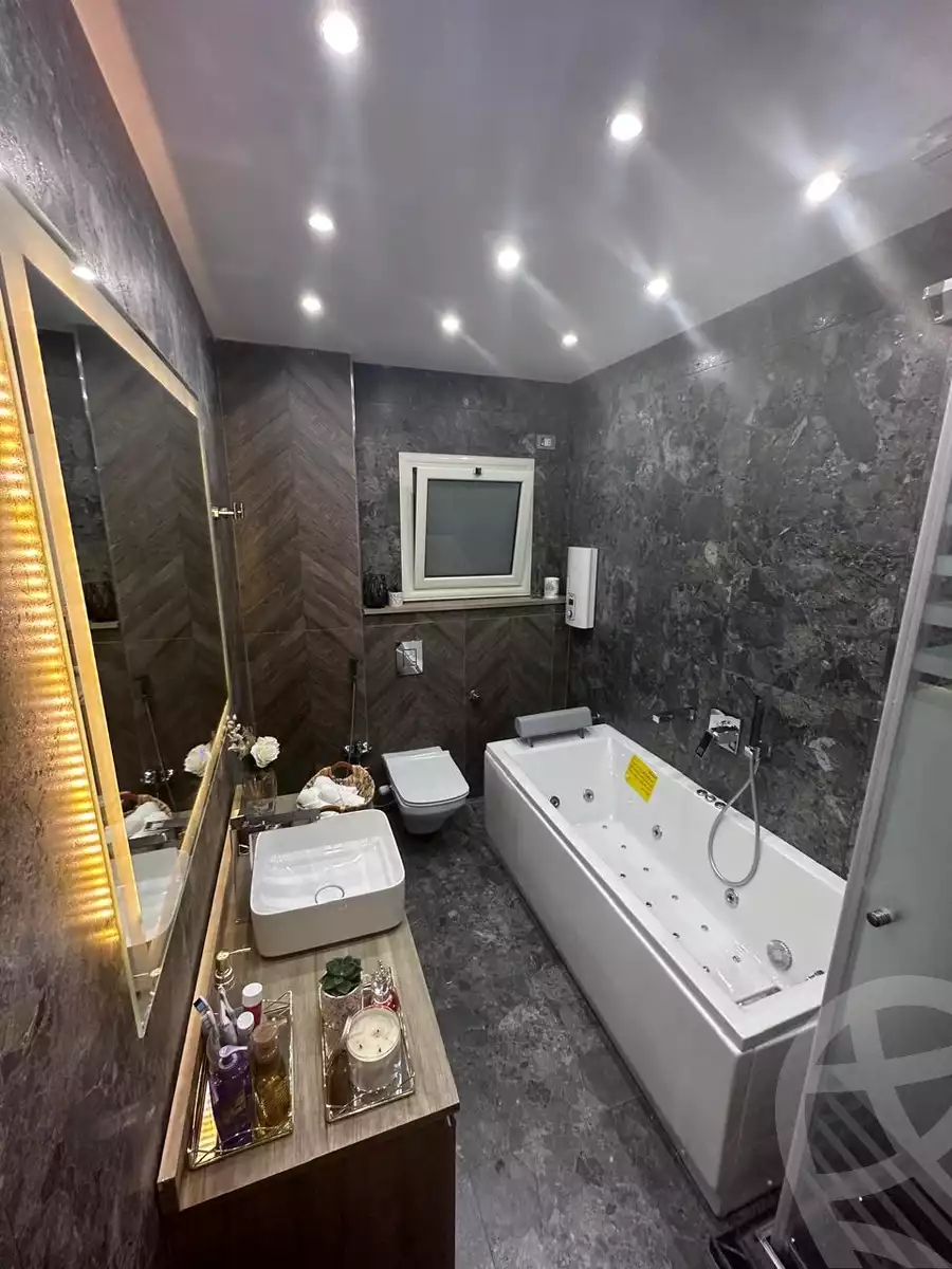 https://aqarmap.com.eg/ar/listing/6192581-for-rent-cairo-el-sheikh-zayed-city-el-hay-elthamen-area-3