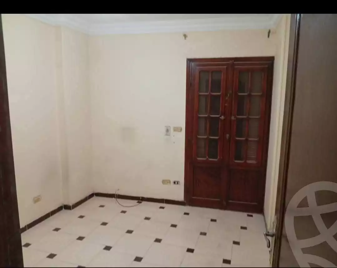 https://aqarmap.com.eg/en/listing/6194775-for-sale-cairo-ain-shams-ahmed-esmat-st