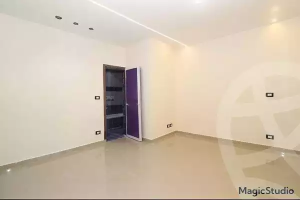 https://aqarmap.com.eg/ar/listing/6195193-for-sale-alexandria-zezenia-ibrahim-el-attar-st