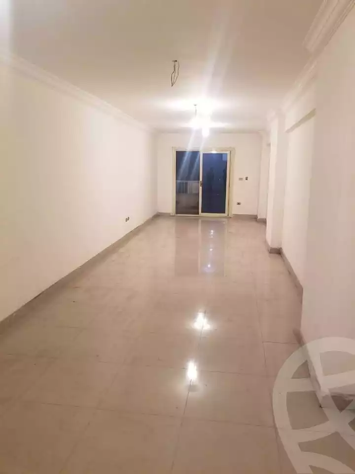 https://aqarmap.com.eg/ar/listing/6198116-for-sale-alexandria-sydy-bshr-sydy-bshr-bhry-shr-mhmwd-l-yswy