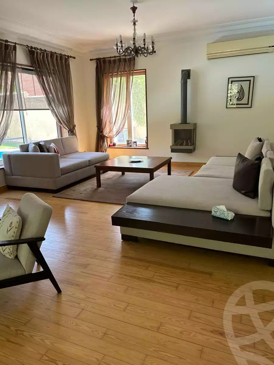 https://aqarmap.com.eg/ar/listing/6198113-for-sale-cairo-6th-of-october-compounds-royal-hills