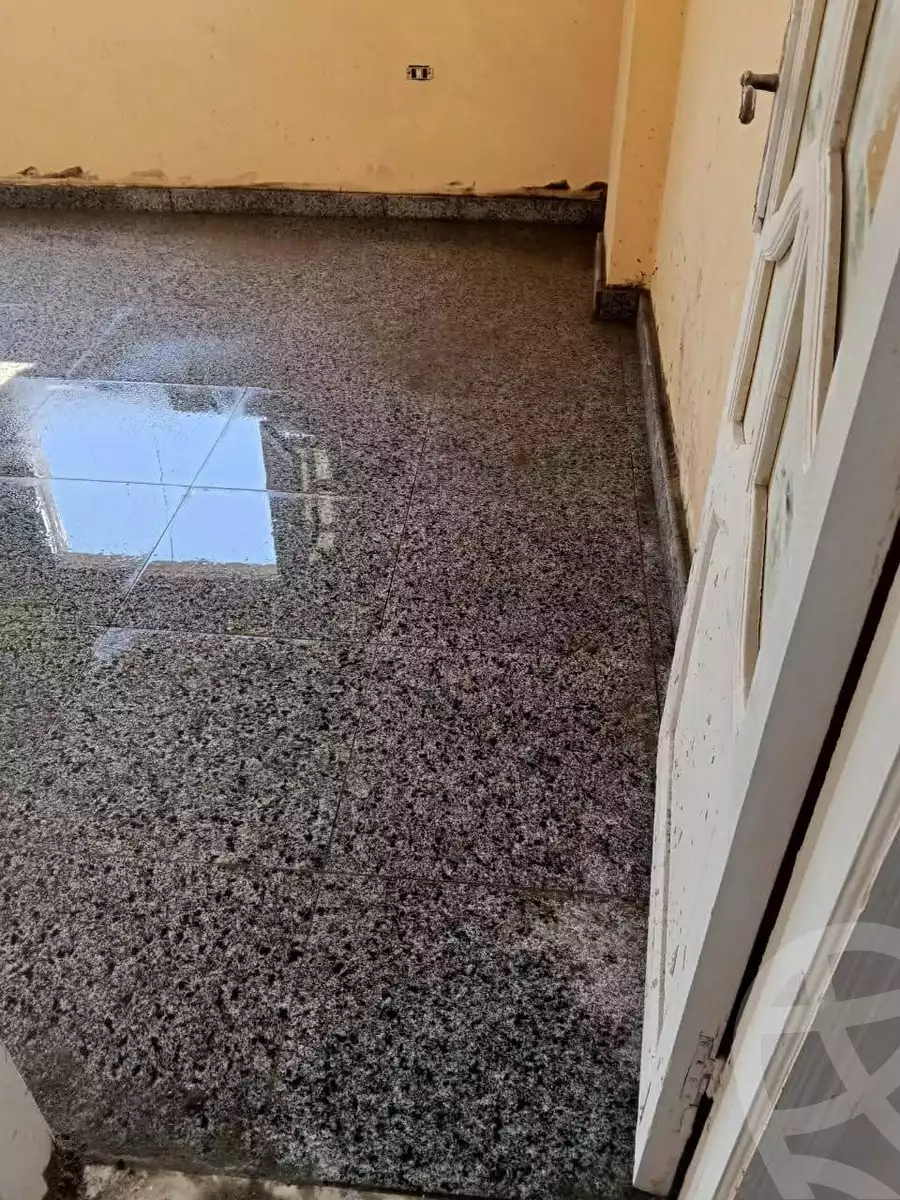 https://aqarmap.com.eg/ar/listing/6198630-for-sale-cairo-el-sheikh-zayed-city-el-hay-el-hady-ashaer-area-1-street-10