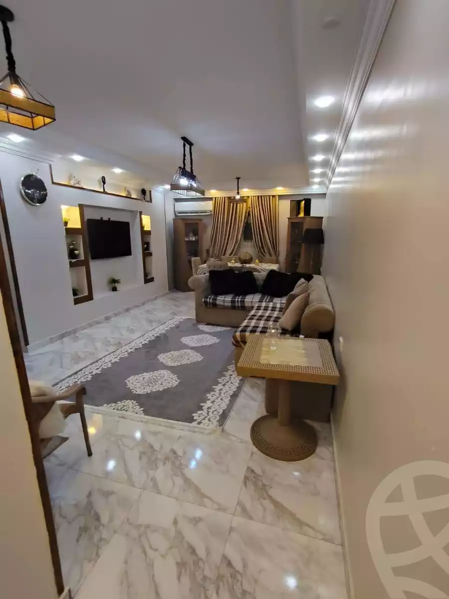 https://aqarmap.com.eg/ar/listing/6200992-for-sale-cairo-helwan-hadayek-helwan-nile-corniche-st