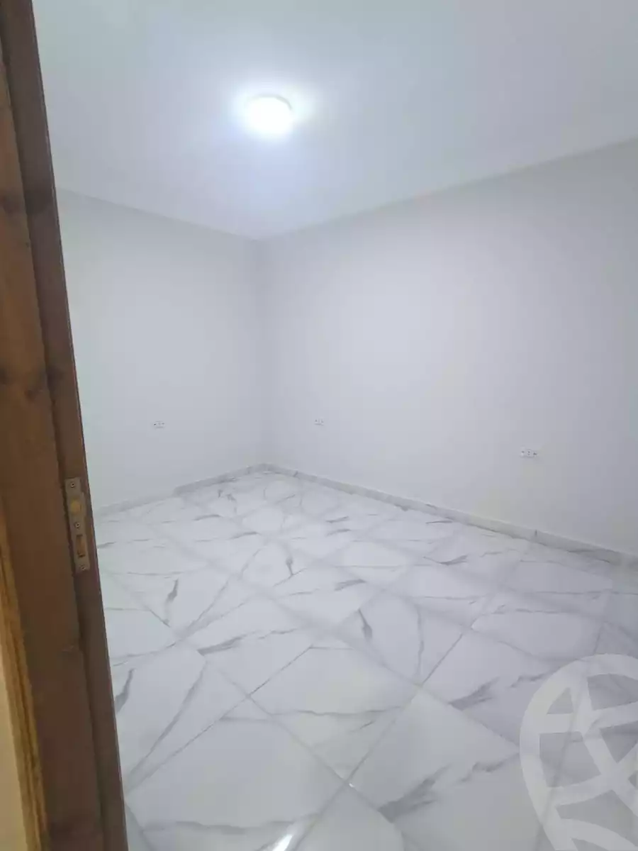 https://aqarmap.com.eg/ar/listing/6201559-for-sale-cairo-helwan-hadayek-helwan-el-eshrein-st