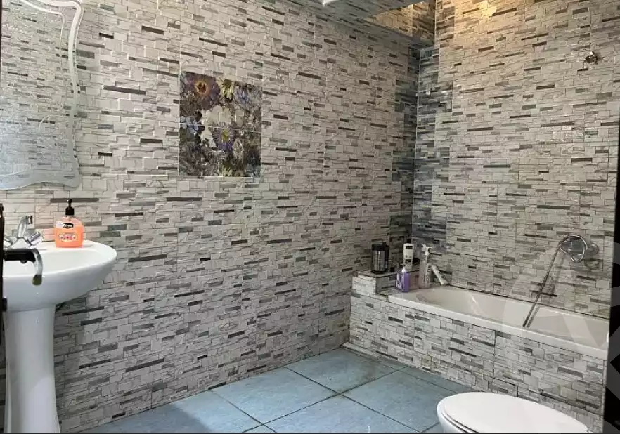 https://aqarmap.com.eg/en/listing/6202973-for-sale-cairo-el-zaytun-hlmy-lzytwn