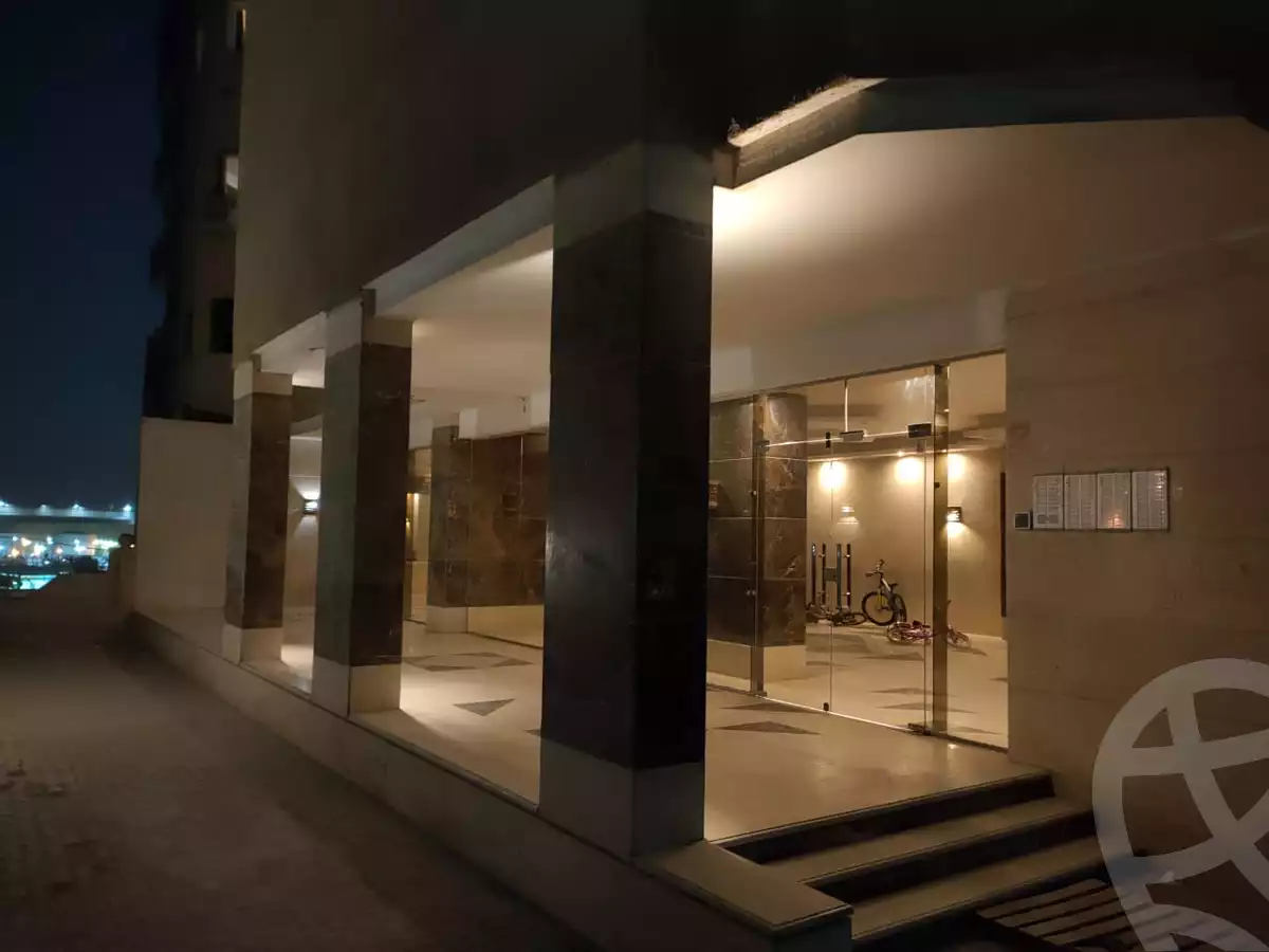 https://aqarmap.com.eg/en/listing/6203142-for-sale-cairo-mokattam-el-hadabah-el-wosta-compounds-palm-city