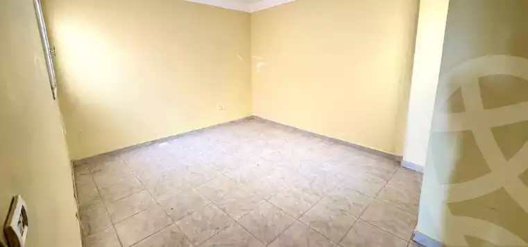 https://aqarmap.com.eg/en/listing/6203474-for-sale-alexandria-ganaklis-shr-mrtdy-bsh