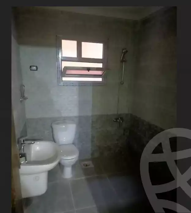 https://aqarmap.com.eg/en/listing/6204751-for-rent-cairo-mokattam-lhdb-l-ly