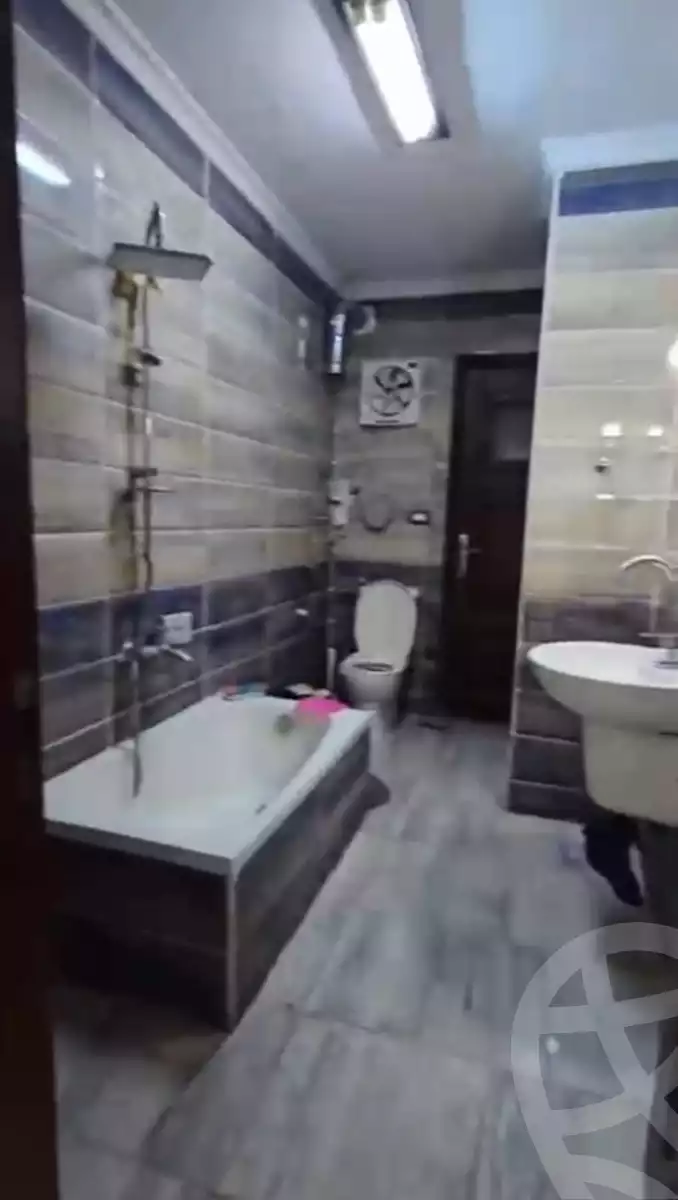 https://aqarmap.com.eg/en/listing/6204946-for-rent-cairo-elnozha-mohammed-refaat-st