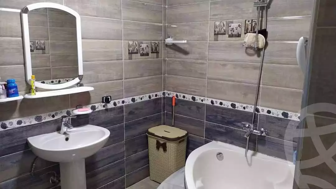https://aqarmap.com.eg/en/listing/6205053-for-sale-cairo-ain-shams-ain-shams-el-sharkia-el-zahraa-st