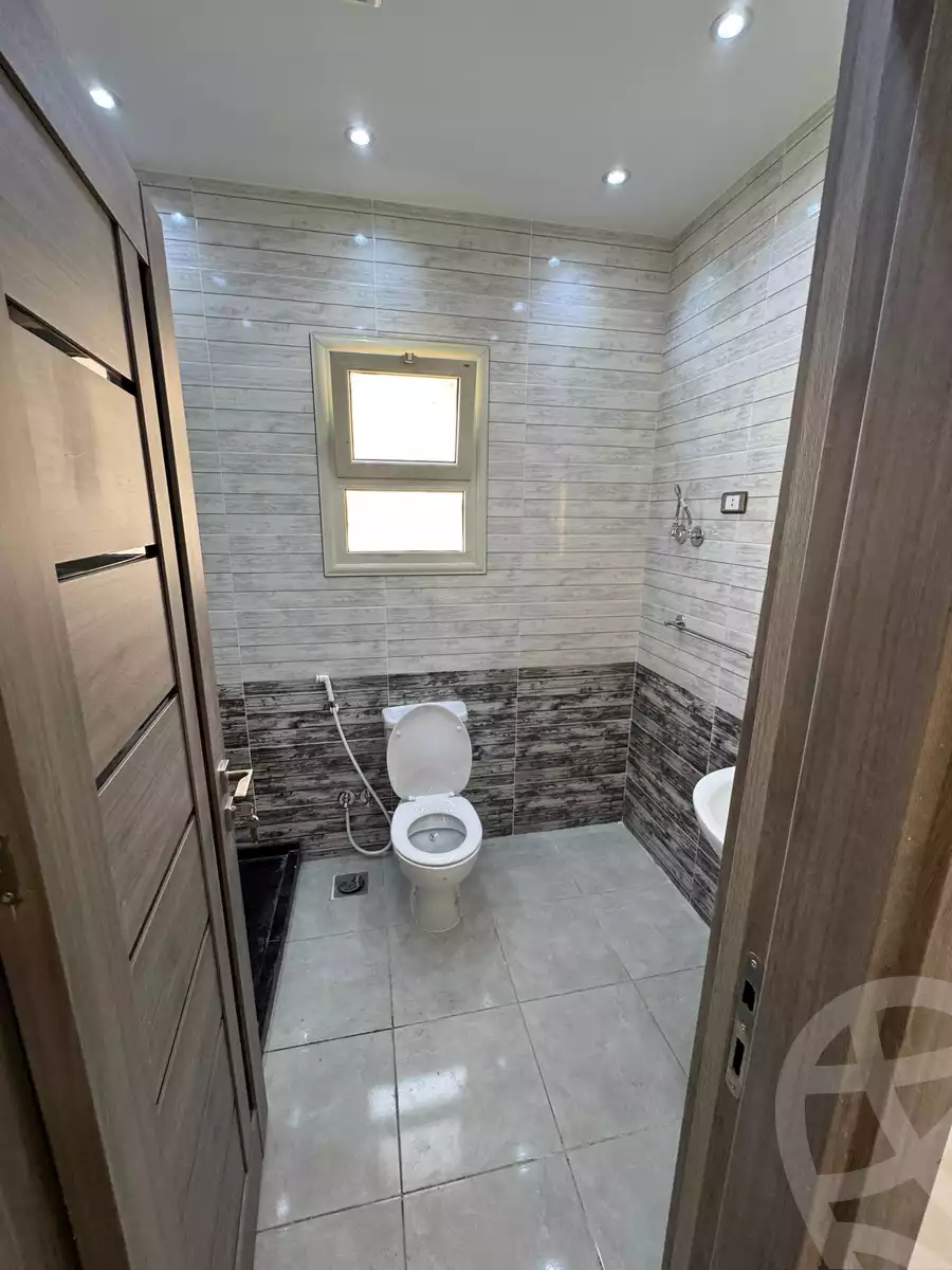 https://aqarmap.com.eg/ar/listing/6205963-for-rent-cairo-new-cairo-el-lotus-lotus-north-lmntq-lkhms-llwts-lshmly