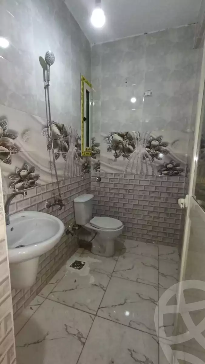 https://aqarmap.com.eg/en/listing/6206354-for-rent-qalyubia-shubra-el-khaima-om-bayoumi