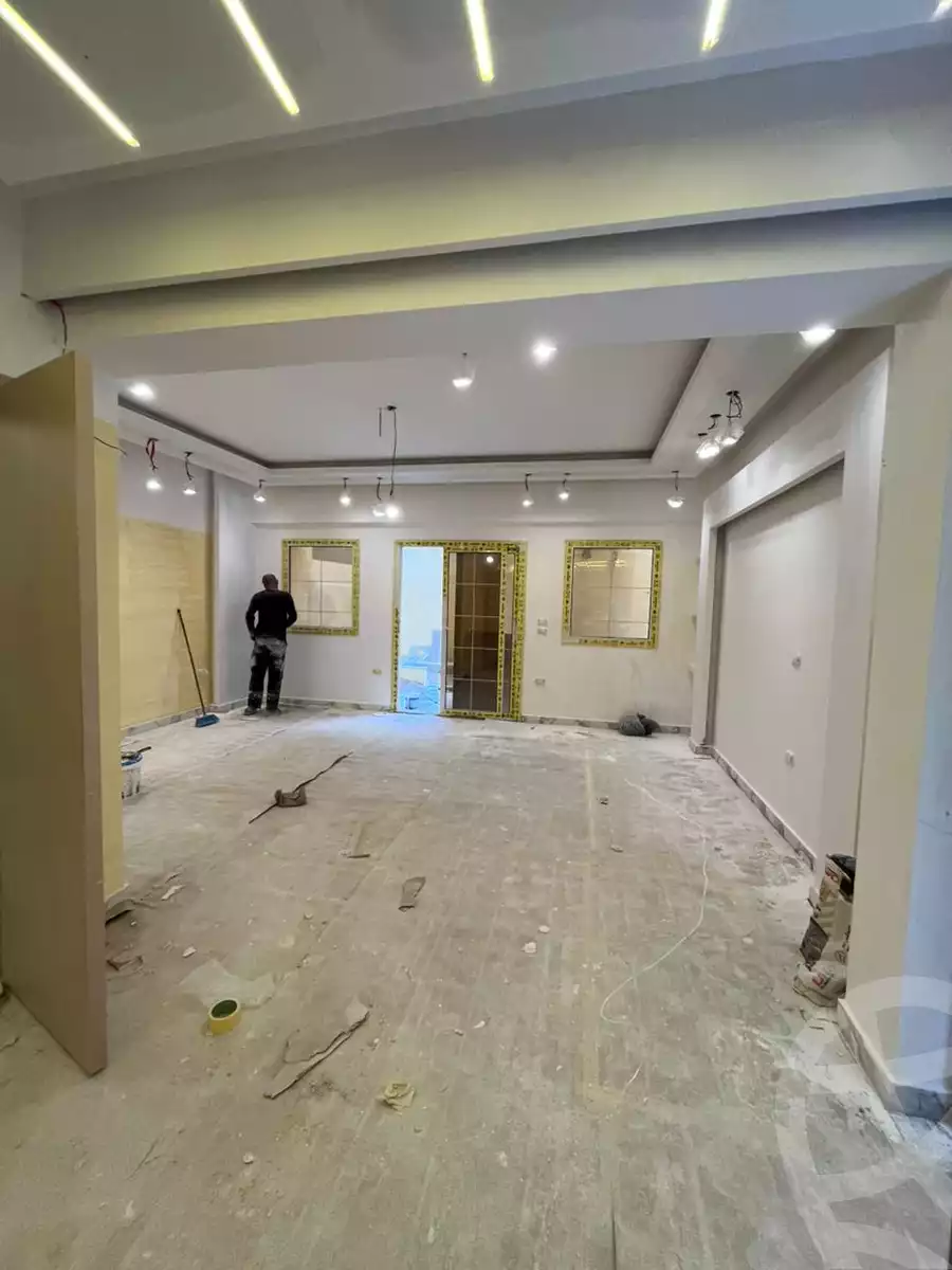 https://aqarmap.com.eg/ar/listing/6207297-for-sale-cairo-new-cairo-gharb-arabila-doctor-hani-maher-st