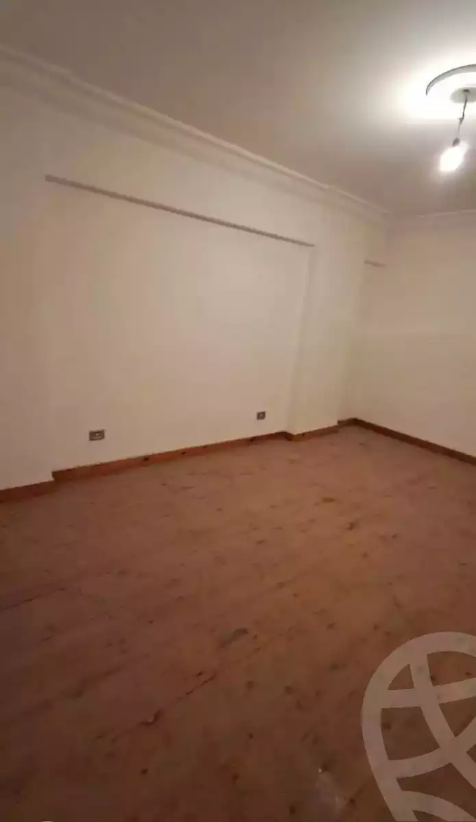 https://aqarmap.com.eg/en/listing/6208160-for-sale-alexandria-ganaklis-el-arwam-church-st